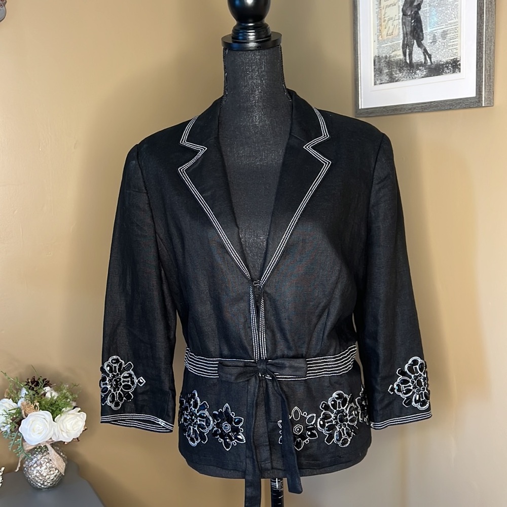 M Collection embellished evening jacket; sz. 14p